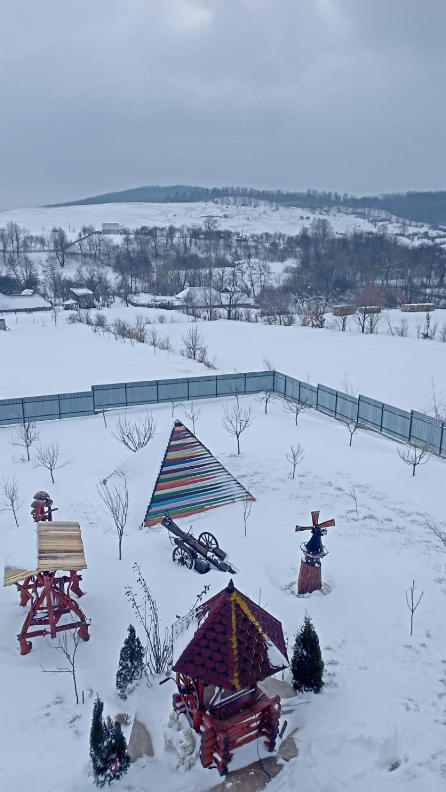 Vila La Capra Vecinului Oglinzi Exteriér fotografie